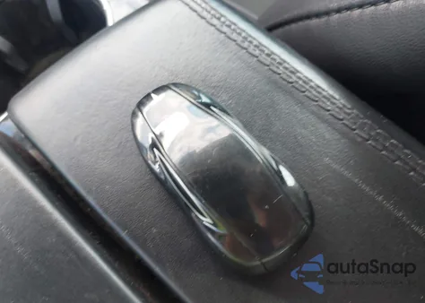 2013 Tesla Model S z USA, uszkodzony, nr VIN 5YJSA1AG2DFP04036